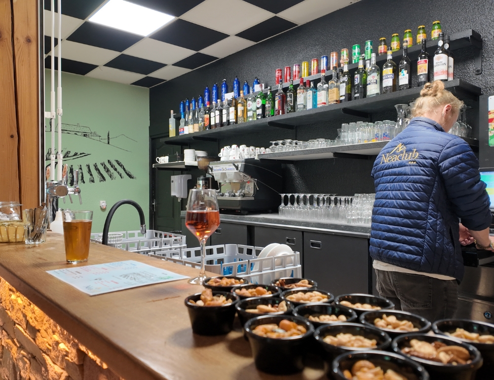 Séminaire en Drôme, Neaclub, bar Les Lavandes