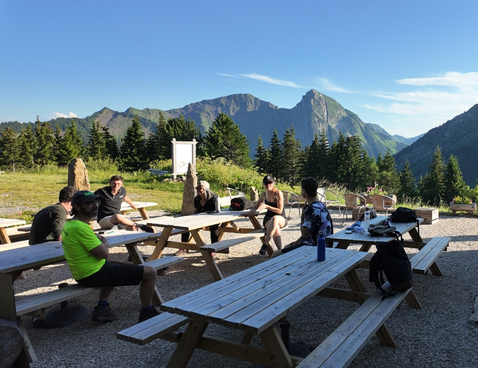 Team-building insolite, Neaclub, terrasse, chalet-refuge de Coutarse